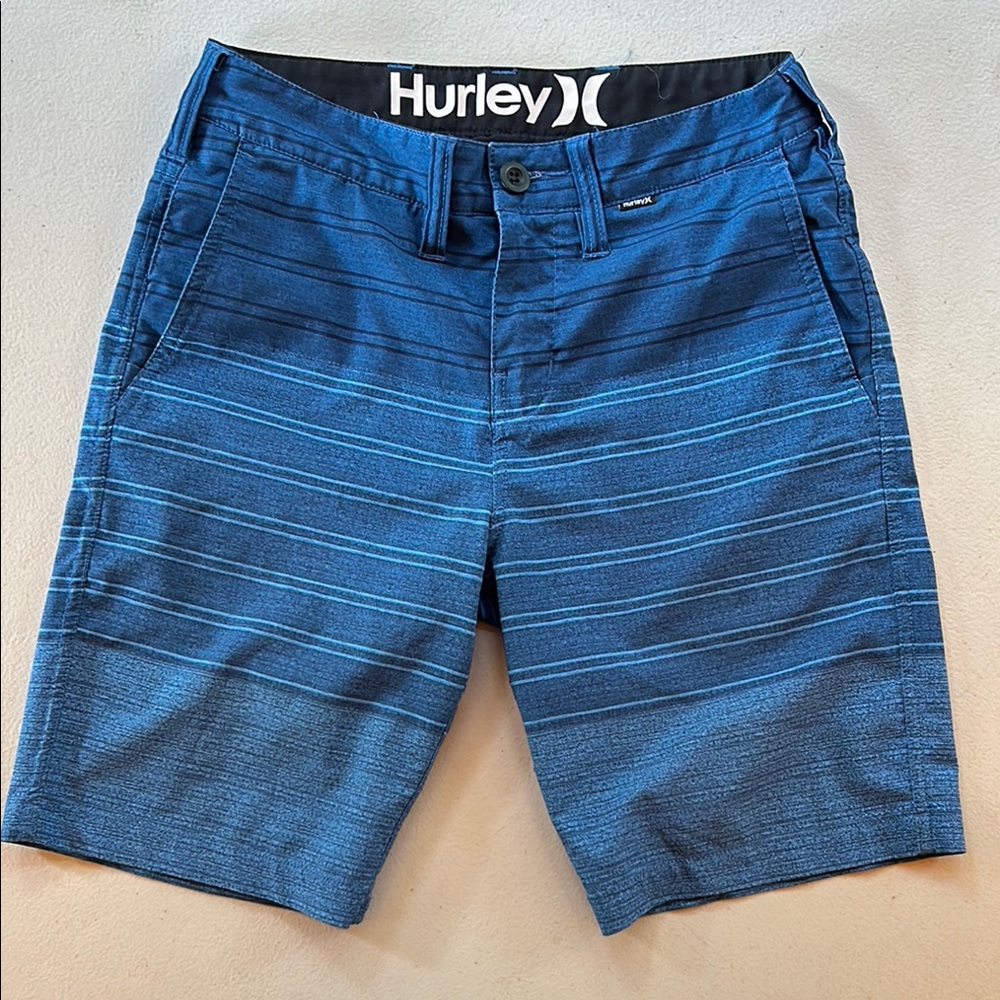 O'Neill/ Hurley Shorts & RVCA T-Shirt Bundle. (24) - Picture 8 of 12